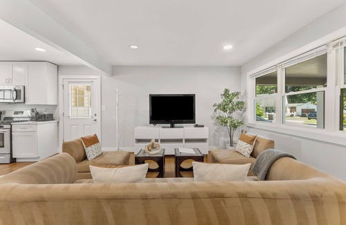 Rockville Maison | Pike & Rose Rockville Staycation-DMV Metro Acess