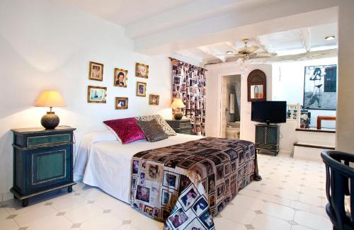 Sant Antoni de Portmany Hôtel | Pikes Ibiza