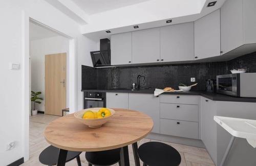 Lagiewniki Appartement | Piltza 40A | Prestigious Apartment | Parking