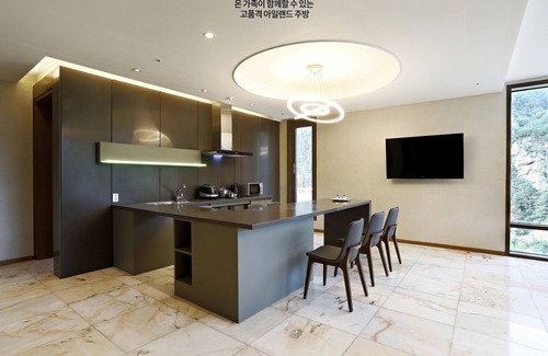 Jeongseon Appartement | Pine Forest