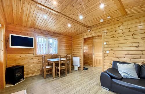 Camerton Maison | Pine Lodge - Uk46279
