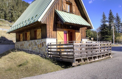 La Bollene-Vesubie Maison | Pine tree - LA BOLLENE-VESUBIE