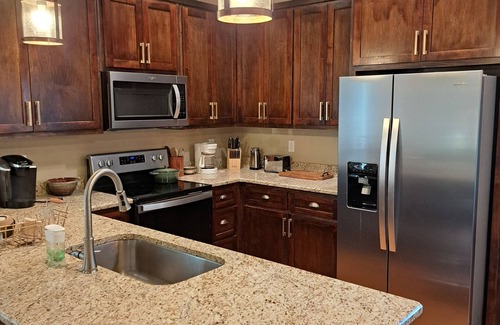 Wedowee Maison | Pine Wood Lodge 5bedroom/3bath Sleeps 16+