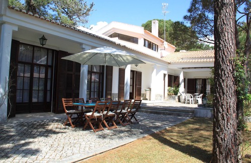 Colares Maison | PINEWOOD DANS UN PROCHE DE LA MER