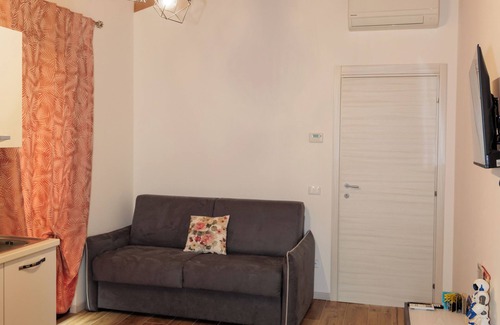 Sant'Ambrogio di Valpolicella Appartement | PINK APARTMENT between Lake Garda and Verona