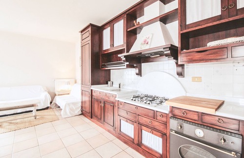 Menaggio Appartement | Pink House, charming garden with lake view