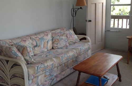 Gardens Cottage | Pinnacle Beach Cottage