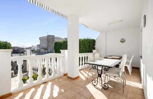 Miami Platja Maison | Pino Alto