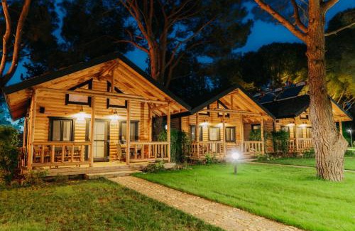 Erdek Lit Et Petit-Déjeuner | Pino Mar Luxury Bungalows