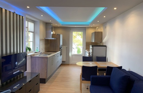 Hallenberg Appartement | Pino24 Petit vacation apartment 34 sqm with pool, central location, for up to 4 people
