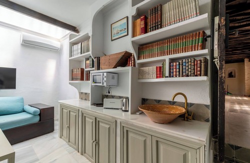 Cantillana Appartement | Pintor López Cabrera 4