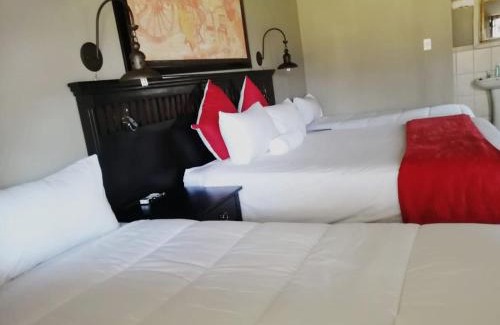 Lephalale Cabine | Pioneer lodge