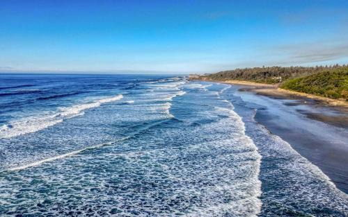 Seal Rock Maison | Piot and Halpern Houses Combo