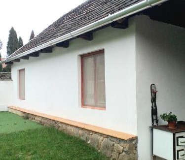 Bodony Maison | Pipacs és Tulipán Vendégház