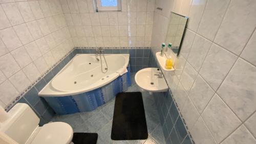 Csokvaomany Maison | Pipacs Vendégház