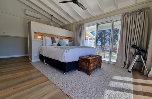 Eurunderee Maison | Pipeclay Cottage - Farmstay Vibes and Chic Design