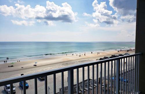 Daytona Beach Shores Maison | Pirates Cove Condo Unit #407