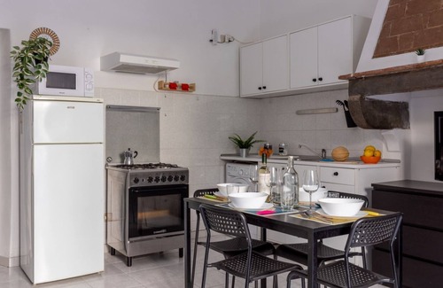 Pisa Appartement | Pisa Bright Apartment near the Airport