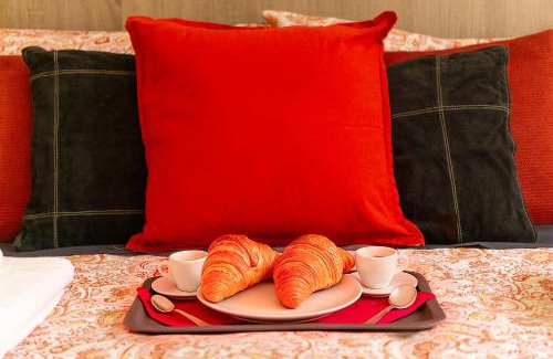 Pisa City Centre Appartement | PISA CENTER - FREE WIFI & AC - 10min PISA TOWER - DIMORA DEL MERCANTE