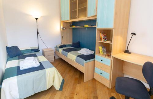 Pisa City Centre Appartement | PISA CENTER - FREE WIFI & AC - 10min PISA TOWER - DIMORA DEL MERCANTE