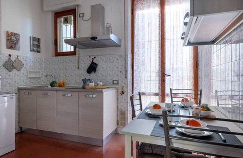 Pisa Appartement | Pisa Lovely and Quiet Flat with Balcony