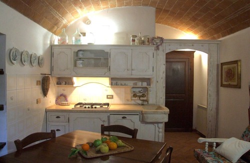 Pisa City Centre Maison | Belvilla by OYO Le Volte