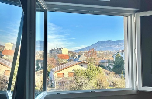 Annemasse Appartement | Pisana House - T3 - Tout équipé