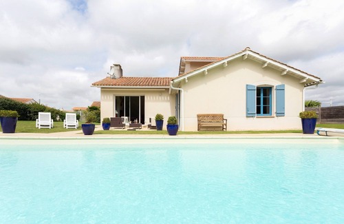 L'Aiguillon-sur-Vie Villa | Profitez d'une piscine privée! Villa chaleureuse 6p sur le terrain de golf