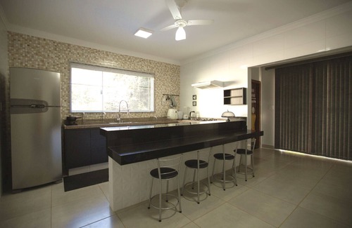 Franca Maison | Piscina e muito lazer em linda Chácara, Franca/SP