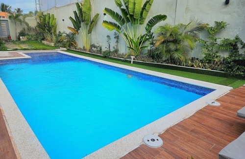 Bajos de Haina Appartement | Piscina Privada Grande, BBQ Alojamiento