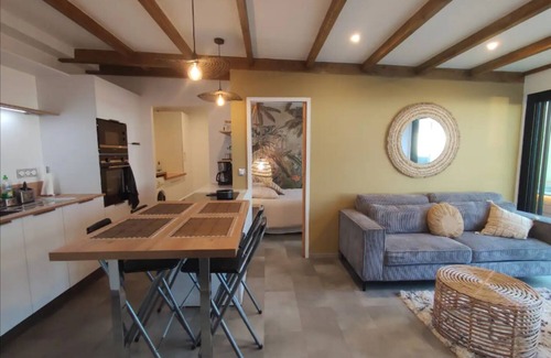 Les Avirons Appartement | piscine chauffée et vue mer imprenable