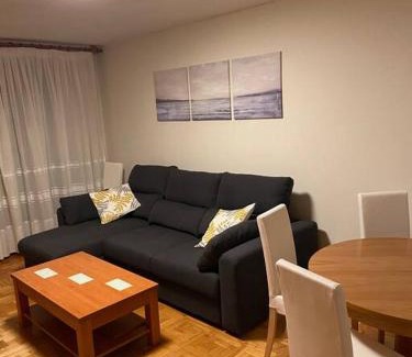 Colombres Appartement | Piso 3 habitaciones, centro de Colombres hasta 8 personas
