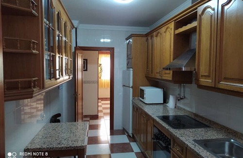 El Pedroso Maison | Piso Bien Situado, Aparcamiento en la Misma Puerta