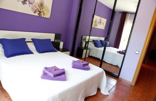Sabadell Appartement | PISO EXTERIOR COMPLETO A 20 ' DE BARCELONA.