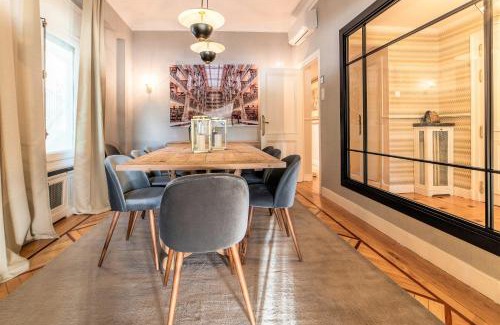 Moncloa - Arguelles Appartement | Piso típico madrileño con grandes terrazas cerca del Palacio Real