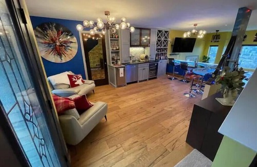 Pittsburgh Maison | Pittsburgh's Best View