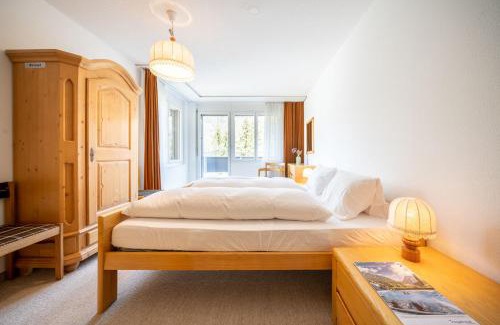 Vulpera Appartement | PL 204 Geraeumige 3,5-Zimmer-Wohnung im Haus Plavna mit grossem Balkon