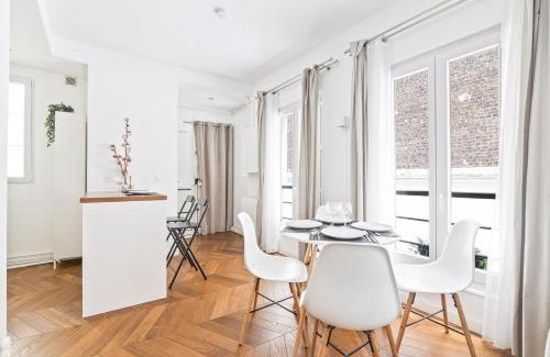 Quartier de la Place-Vendome Appartement | Place de la Concorde Luxurious Apartment-2BR-6P-Free Netflix