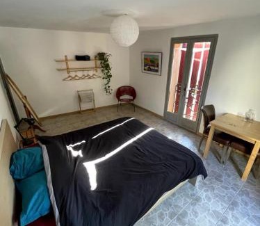 Buis-les-Baronnies Maison | Place du Portail des Frères Prêcheurs