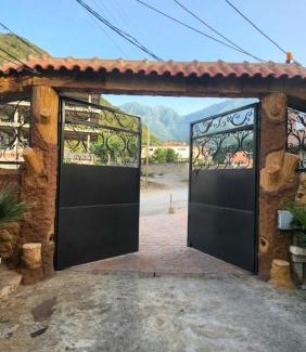 Souk El Tenine Appartement | Plage à 1km! Appartement familial paisible avec vue sur MER et MONTAGNE, idéal pour des vacances relaxantes