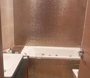 Oulad Khallouf Appartement | plage des nations bouknadel