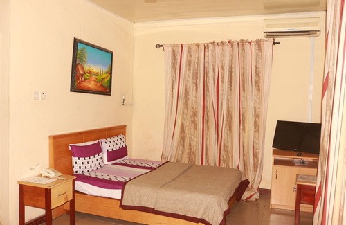 Calabar Hôtel | Planet Guest House