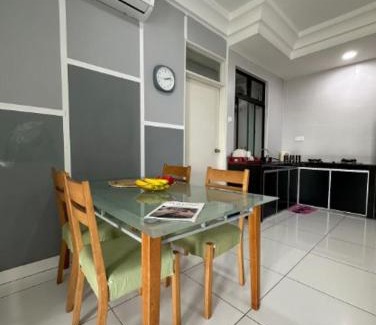 Taman Bukit Mewah Appartement | Platino 2BR Paradigm Mall Netflix Youtube BySTAY