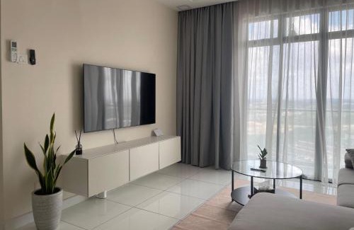 Taman Tampoi Indah Appartement | Platino Comfort Suite
