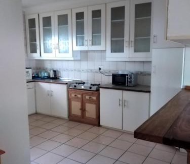 Umkomaas Chalet De Ski | Platinum View Ocean Breeze
