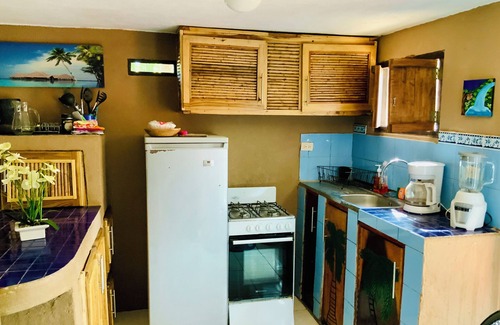 Avellanas Beach Maison | PLAYA AVELLANAS TREE HOUSE (AC, TV, WiFi, femme de ménage)