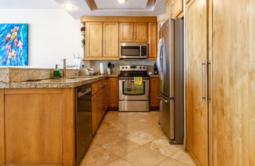 San Carlos Appartement | Playa Blanca Condo - 9th Floor Ocean Views!
