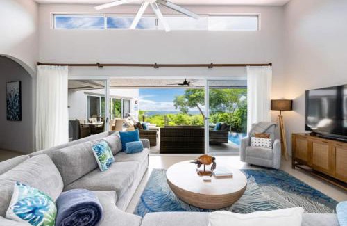 Panama Beach Maison | Playa Hermosa 4br Sleep 8 Private Pool Ocean View