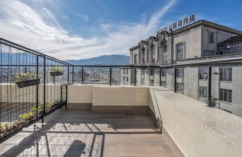 Villa Nueva Appartement | Plaza botero loft in downtown near Metro station