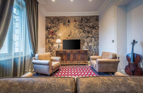 Alba Appartement | Plaza View Luxury Apartment, Alba